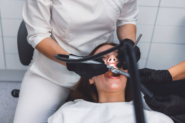 Best Emergency Gum Treatment in Crystal Lake, IL